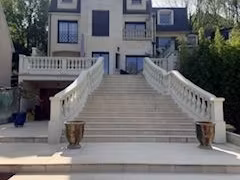 Maison 6 pièces 237 m²