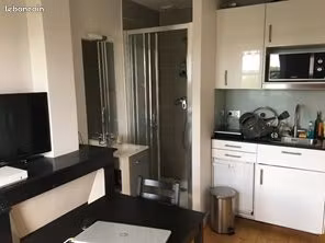 Location chambre meublée à Versailles