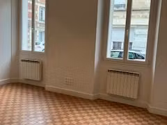 F2 proche centre ville