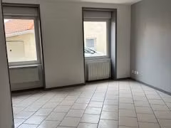 T3 LE COTEAU Centre - rue calme