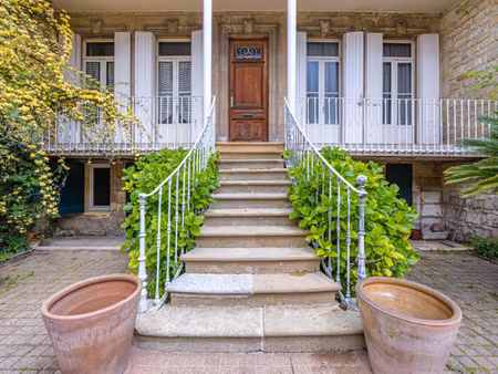 maison de luxe à vendre dans le quartier le lac-bacalan