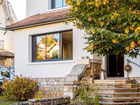 maison de luxe à vendre dans le quartier butte - grette