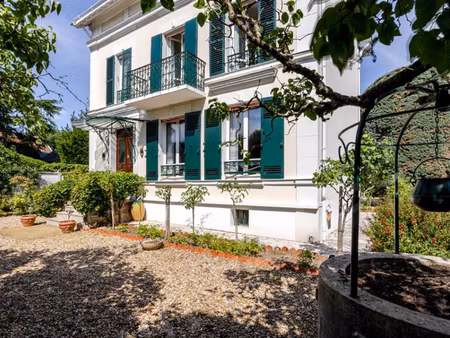 maison de luxe à vendre dans le quartier plateau thery-centre ancien