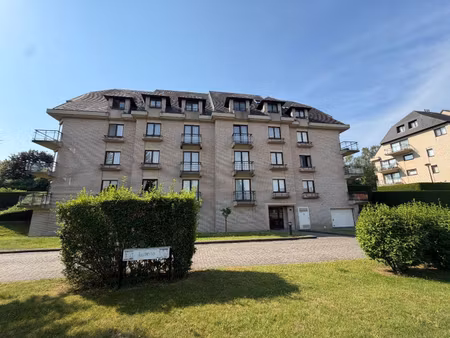 penthouse à louer à allée du petit paris 28 waterloo (vbe40704)