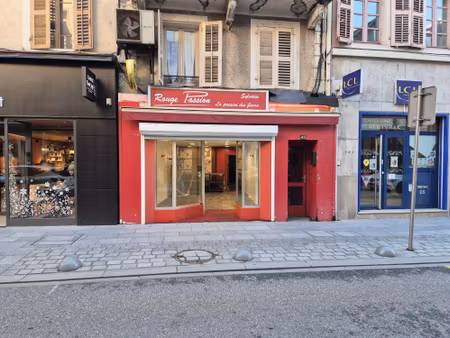 local commercial libre hyper centre ville