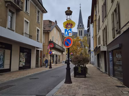 local commercial loué centre ville d'albertville