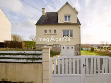 proche commerces / jardin clos / garage