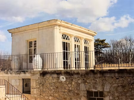 immeuble à vendre apt 20 pièce(s) 1475m2 2 300 000€