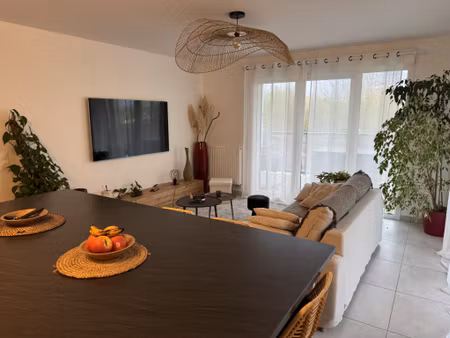 a bayonne nord, bel appartement neuf t3 meublé avec terrasse