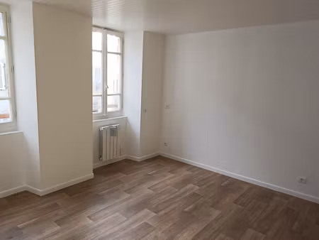 studio de 19m2, emplacement central