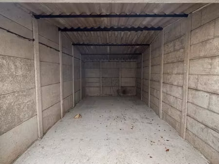 location parking chateaubriant 44110