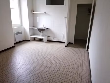 location appartement 1 pièce 27m² nantes 44100