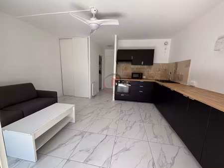 location appartement 1 pièce 25m² le beausset 83330