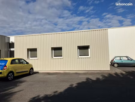 bureaux 120 m²
