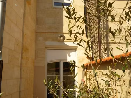 bdx croix blanche echoppe t3 avec terrasse