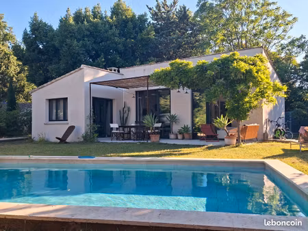 maison de charme avec jardin et piscine