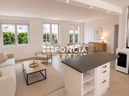 maison lumineuse plain-pied avec jardin dans quartier calme à royan