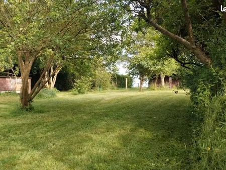 terrain 1 035 m² tostes