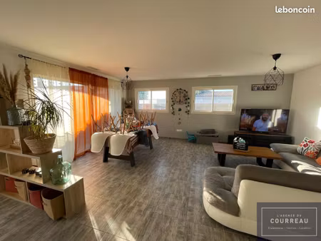 villa 4 pièces 120 m²