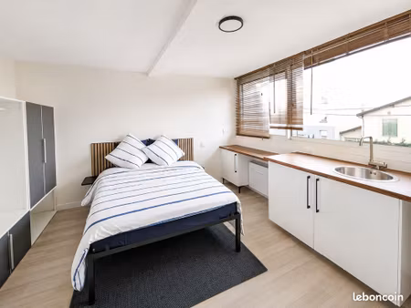 studio 18m² à 650/mois cc - route de launaguet