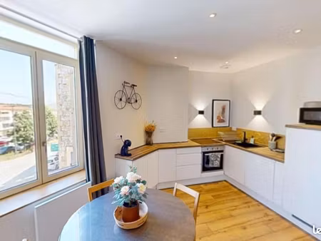 appartement 3 pièces 63 m²