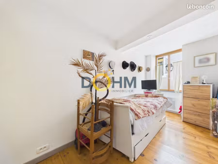 appartement 5 pièces 64 m²