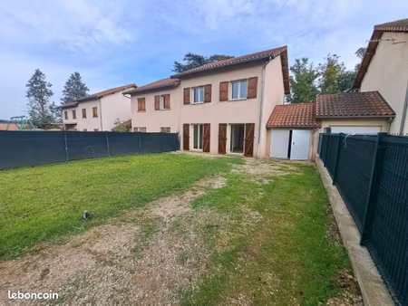 maison 4 pièces 93 m²
