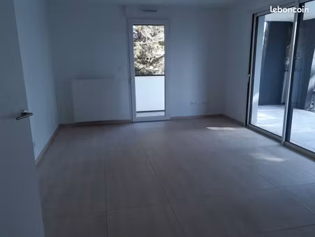 location t3 montpellier