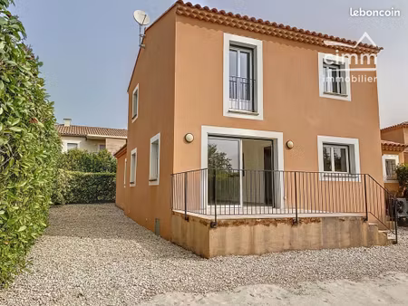 villa 5 pièces 139 m²