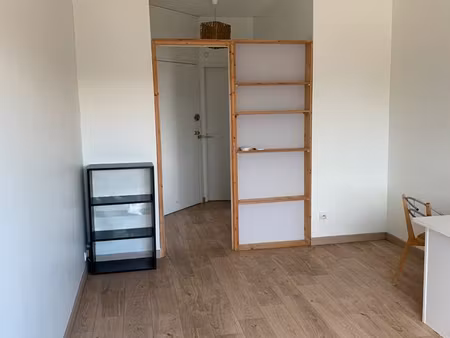 appartement . 2 pièces . 43m²