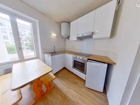 studio 1 pièce 25 m²