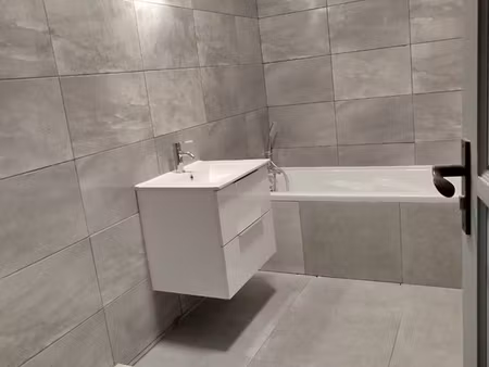 location/colocation maison t4