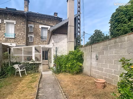 maison de ville 6 pièces 102 m²