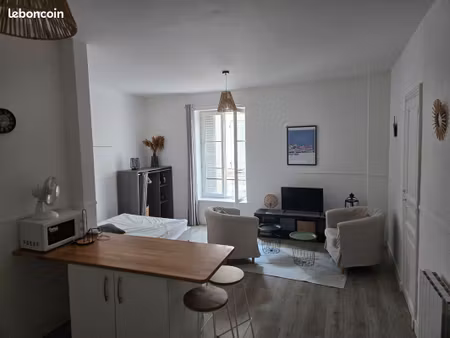 location studio meublé 29m2 cv poitiers