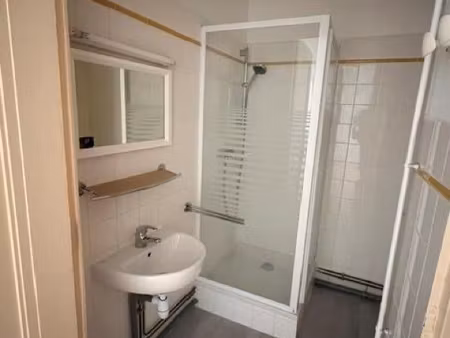 agréable et spacieux t2 de 55 m²