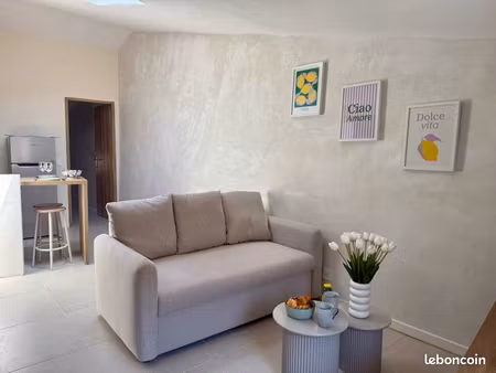 apparemment t2 - lourmarin