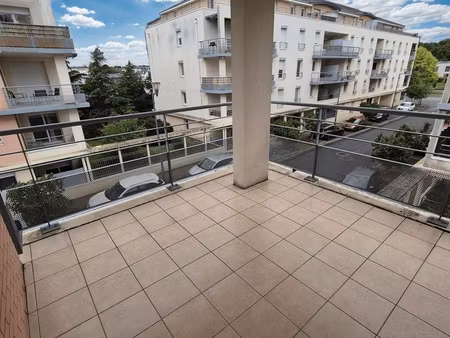 appartement 3 pièces 65 m²