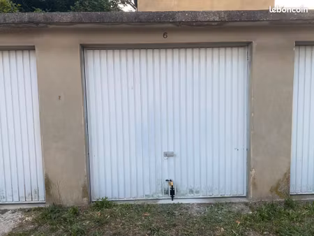 garage à louer