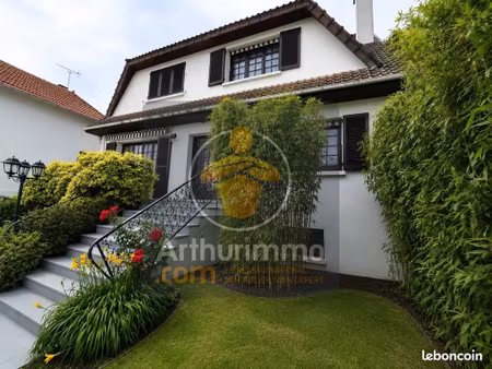 maison 7 pièces 180 m²