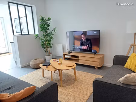maison 5 chambres de 110m2 avec cour, rénovée, proche centre-ville