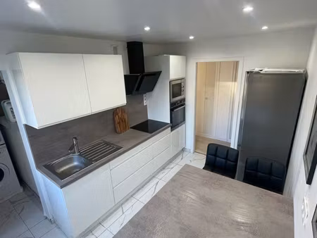 appartement 4 pièces 81 m² – lumineux avec balcon
