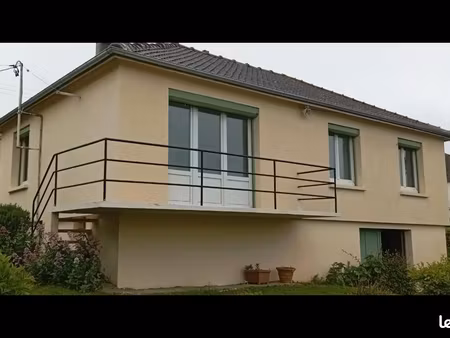 location longue durée maison meublée