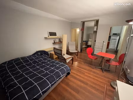 studio 1 pièce 29 m²