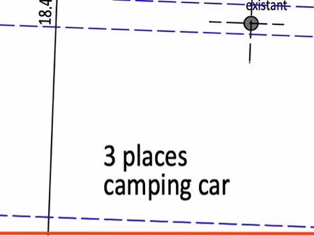place parking de camping-car ou véhicule encombrant