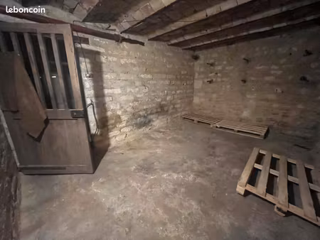 cave de 15m² à montpellier - face à la gare st roch