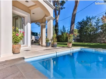 vend villa sormiou