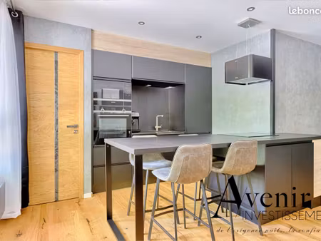 appartement 1 pièce 44 m²