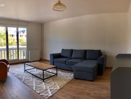 loue t3 meublé 75m² lyon 5ème limite tassin (horloge)