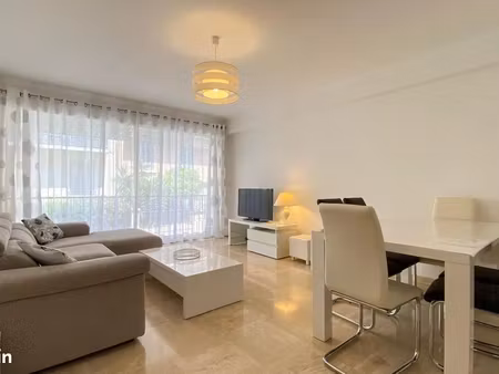 appartement 3 pièces 82 m²