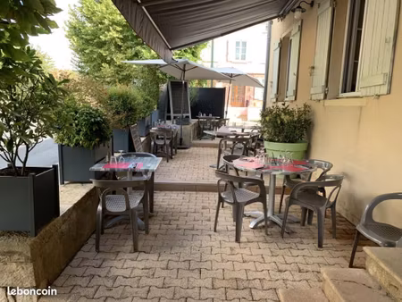 maison 8 pièces 284 m²